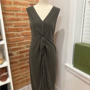 Lou & Grey V-Neck Olive Midi Dress